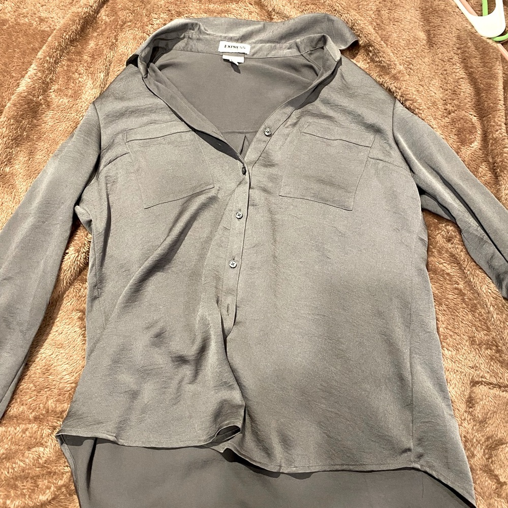Express button down